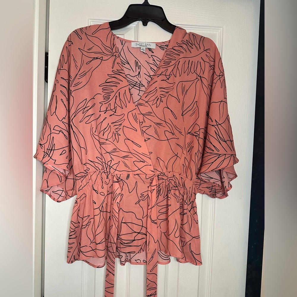 Sweet Rain Coral Leaf Print Blouse